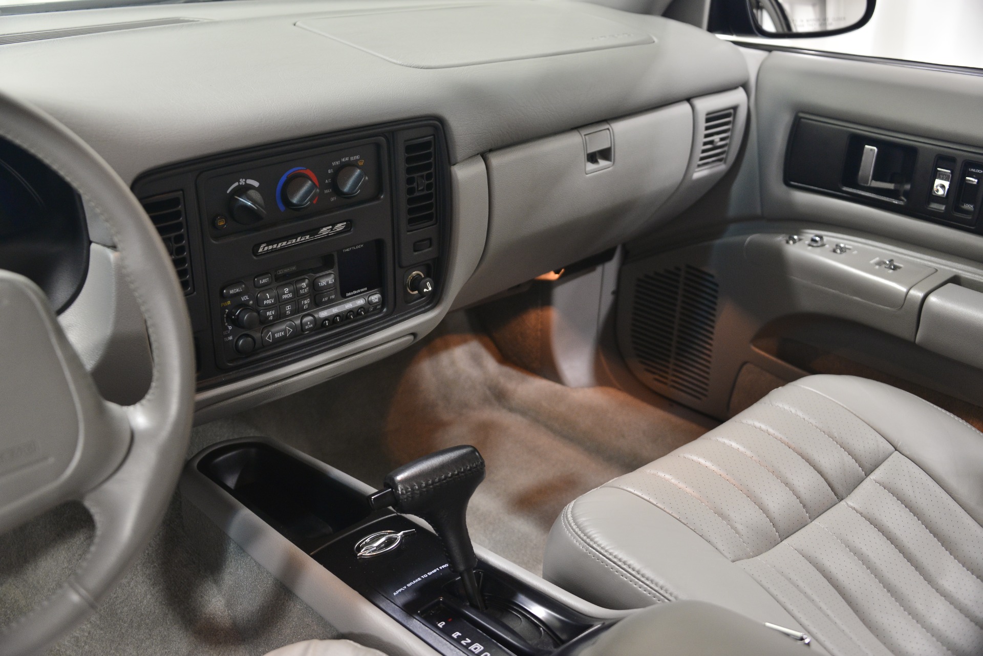 1996 chevy impala ss deals interior parts